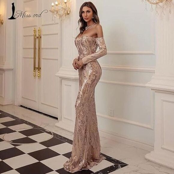 Miss Ord Rose Gold Sequin Gown | Small |NWT STUNNING - Picture 5 of 7